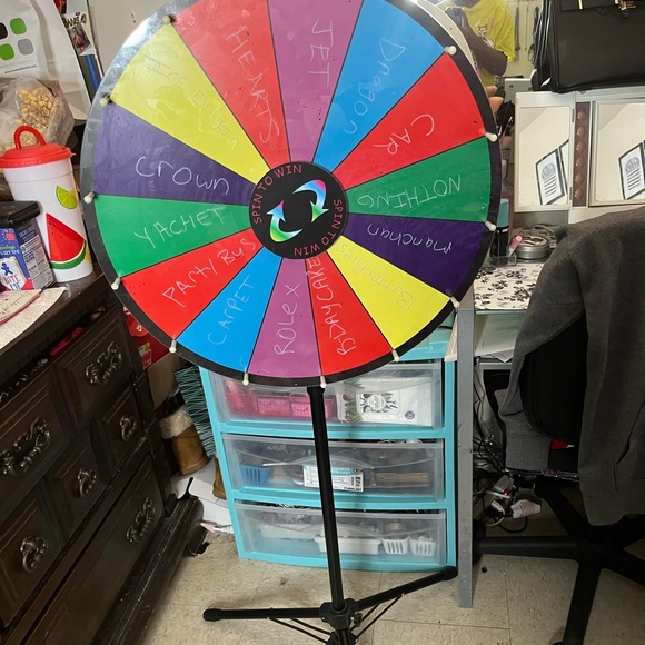 Spinning wheel - Picture 1 of 1